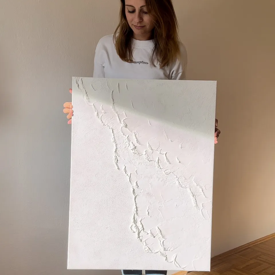 Künstlerin mit textured art
