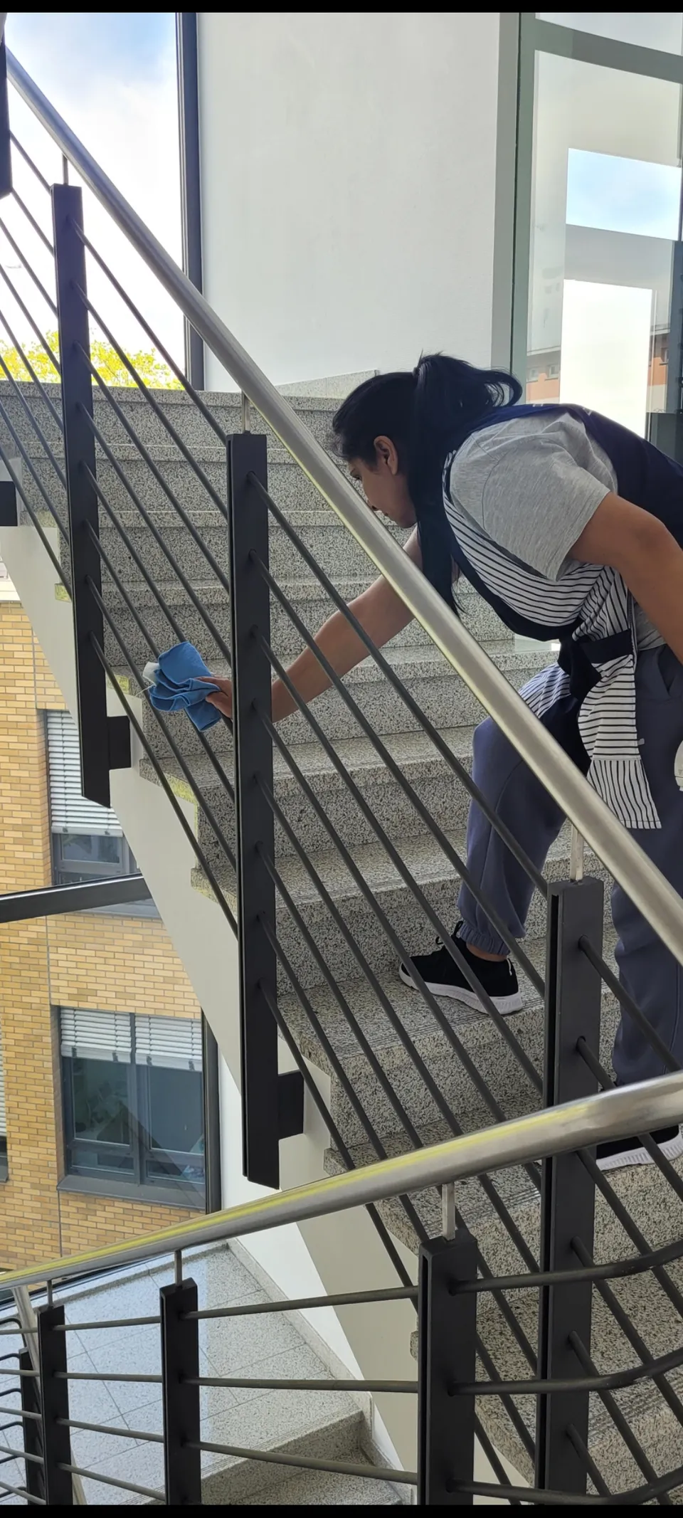 Professionelle Treppenhausreinigung in Offenbach und Frankfurt
