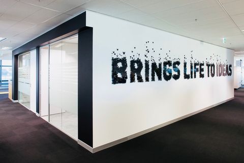 Artwork im Büro bei Multi Channel Network